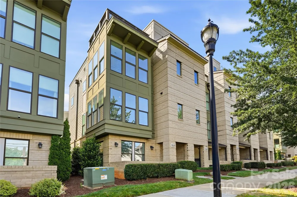 1523 Duckworth Avenue Charlotte, NC 28208