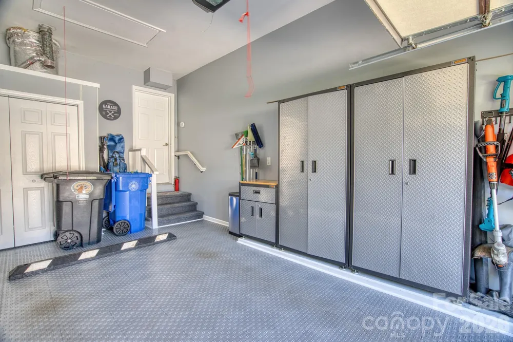 130 Exeter Court Hendersonville, NC 28791