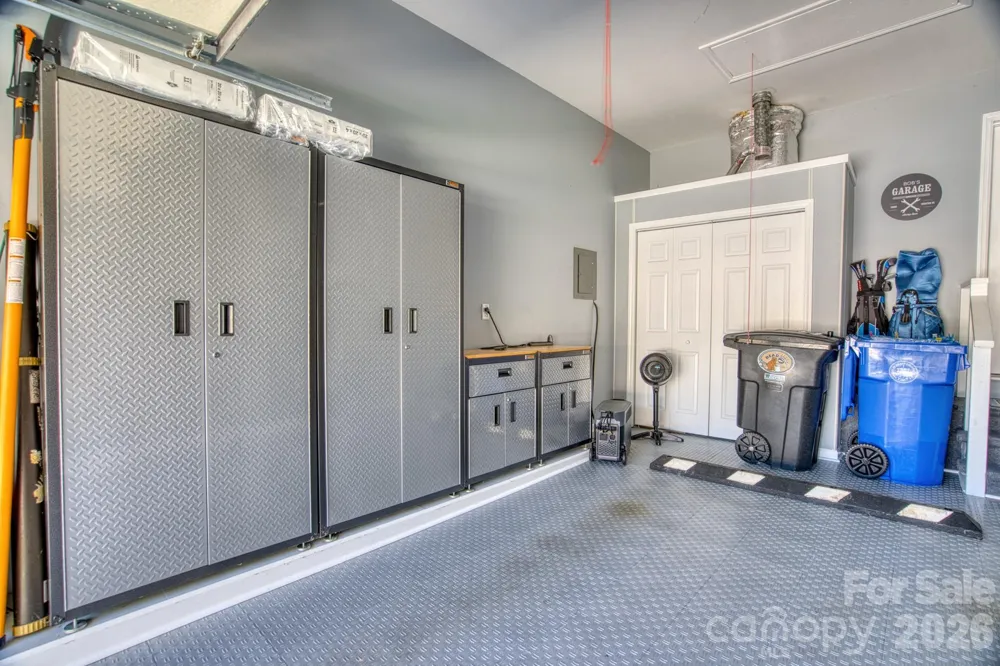 130 Exeter Court Hendersonville, NC 28791