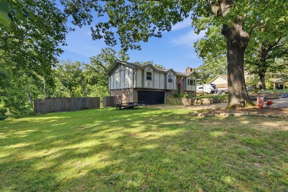 1718 Lake Wood Circle Hixson, TN 37343