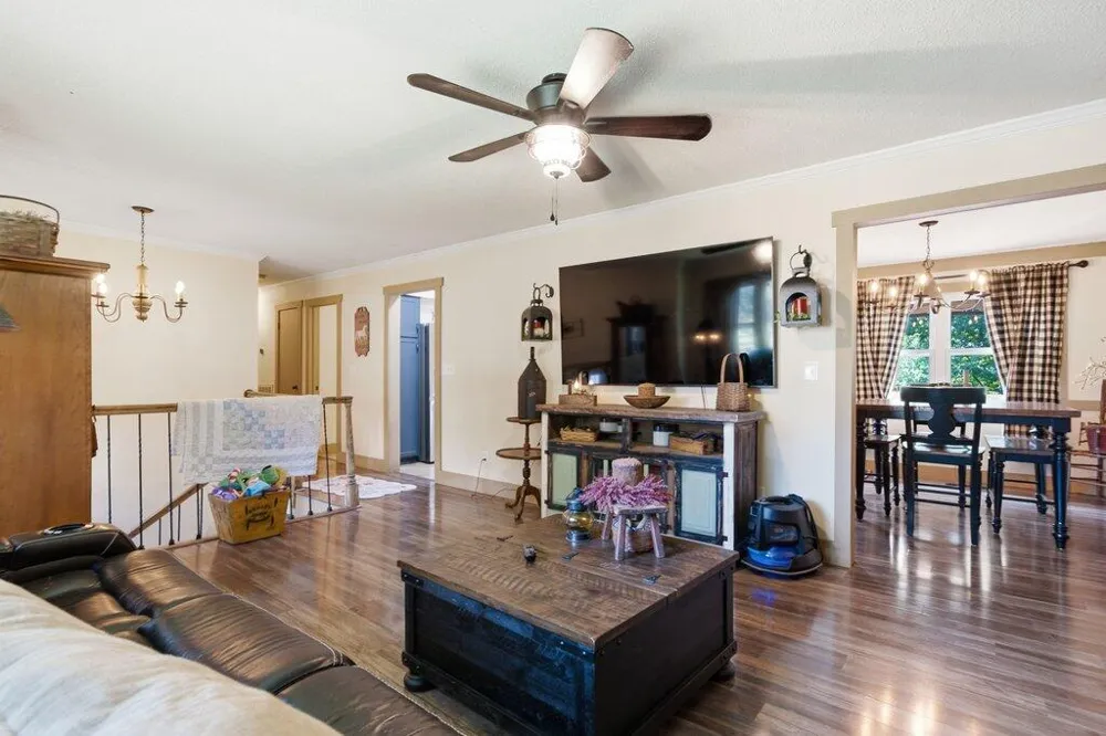 1718 Lake Wood Circle Hixson, TN 37343