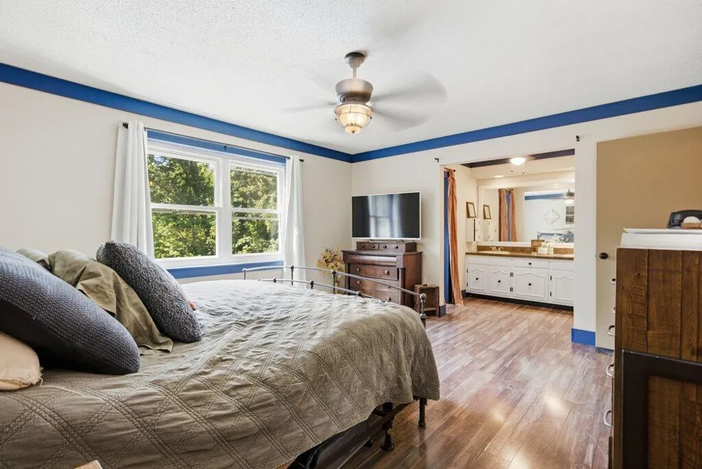 1718 Lake Wood Circle Hixson, TN 37343