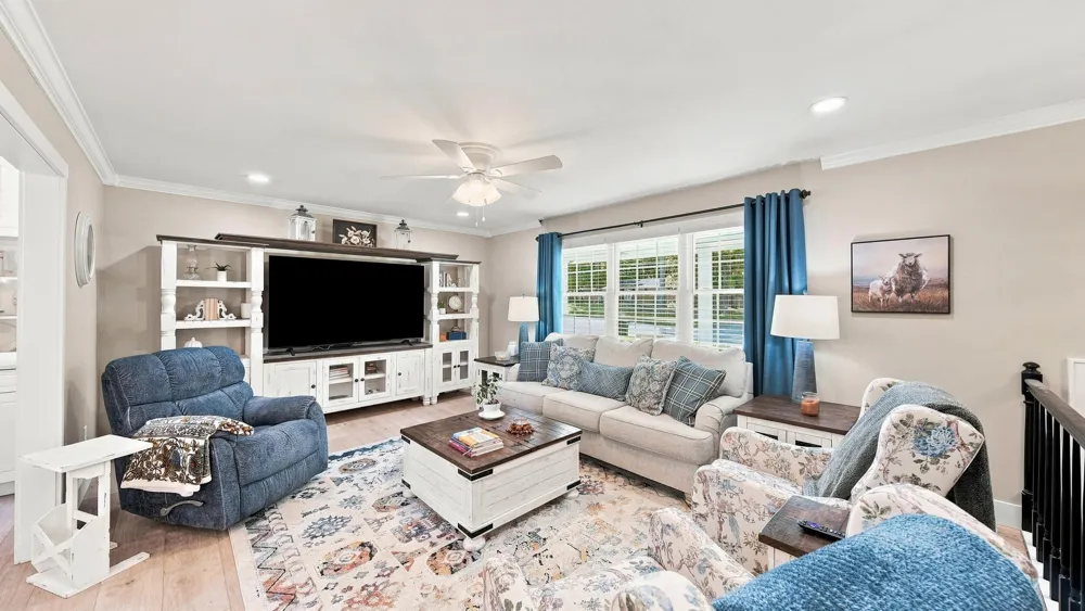 262 W Reed Road LaFayette, GA 30728