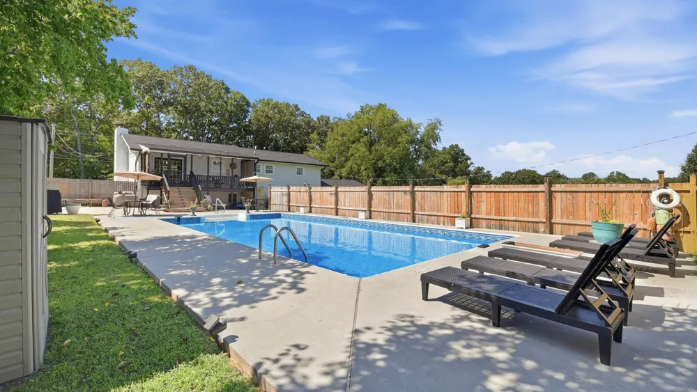 262 W Reed Road LaFayette, GA 30728