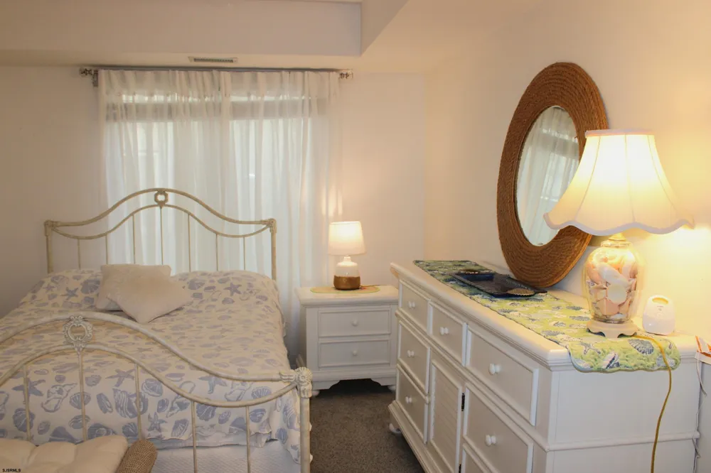 38 Bay Ave Ocean City, NJ 08226