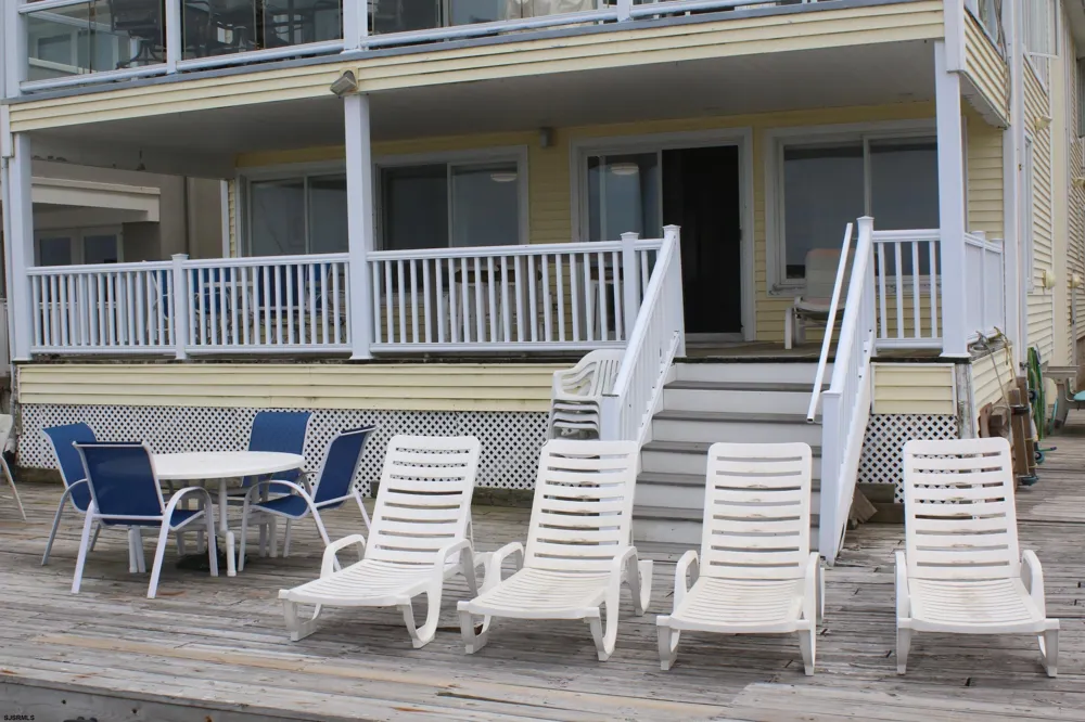 38 Bay Ave Ocean City, NJ 08226