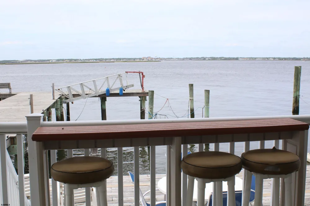 38 Bay Ave Ocean City, NJ 08226