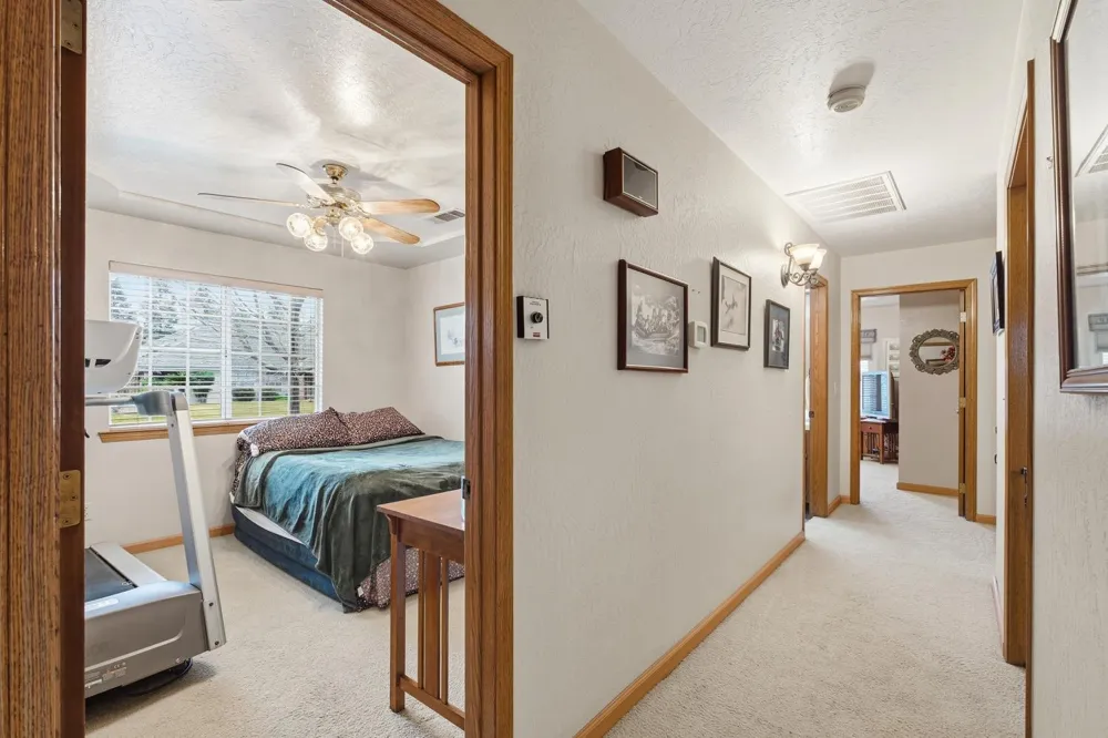 139 E Chestnut Visalia, CA 93277