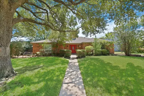 1818 Sara Lane