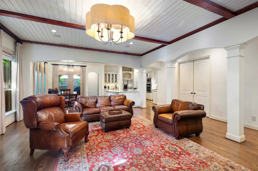 5436 Longview Street Dallas, TX 75206