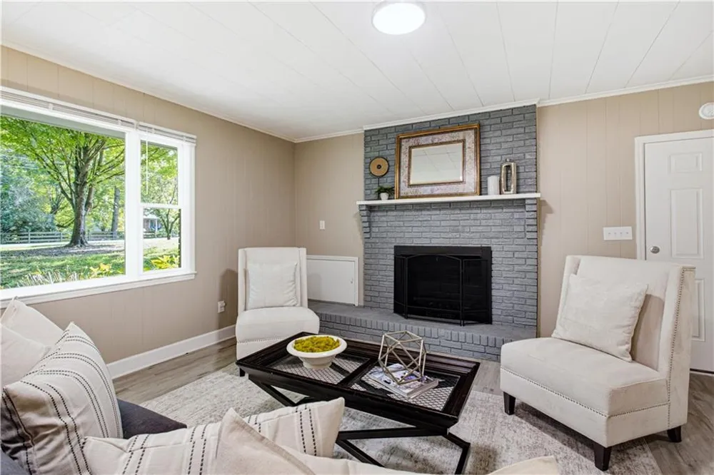 187 Hilltop Street Cleveland, GA 30528