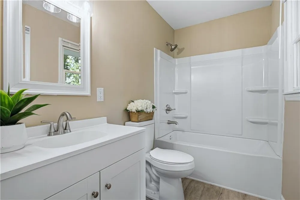 187 Hilltop Street Cleveland, GA 30528