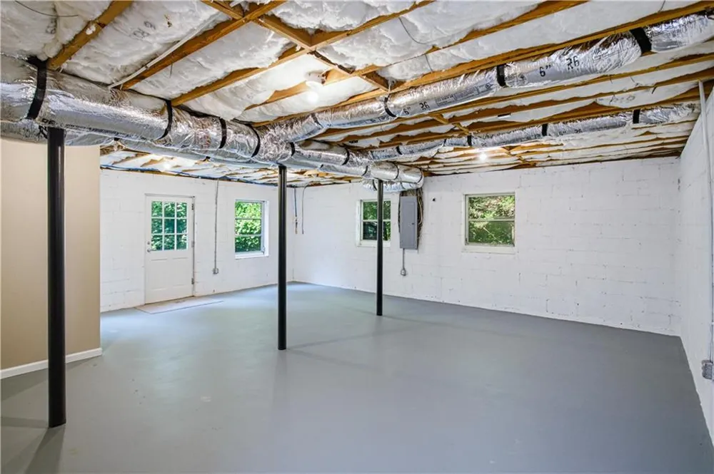 187 Hilltop Street Cleveland, GA 30528