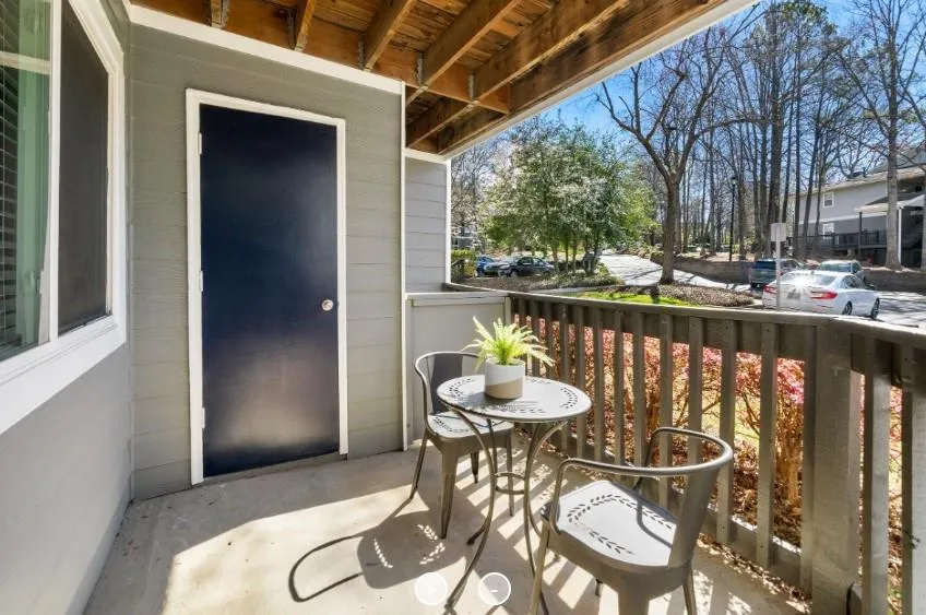 8085 Adair Lane #303 Sandy Springs, GA 30350