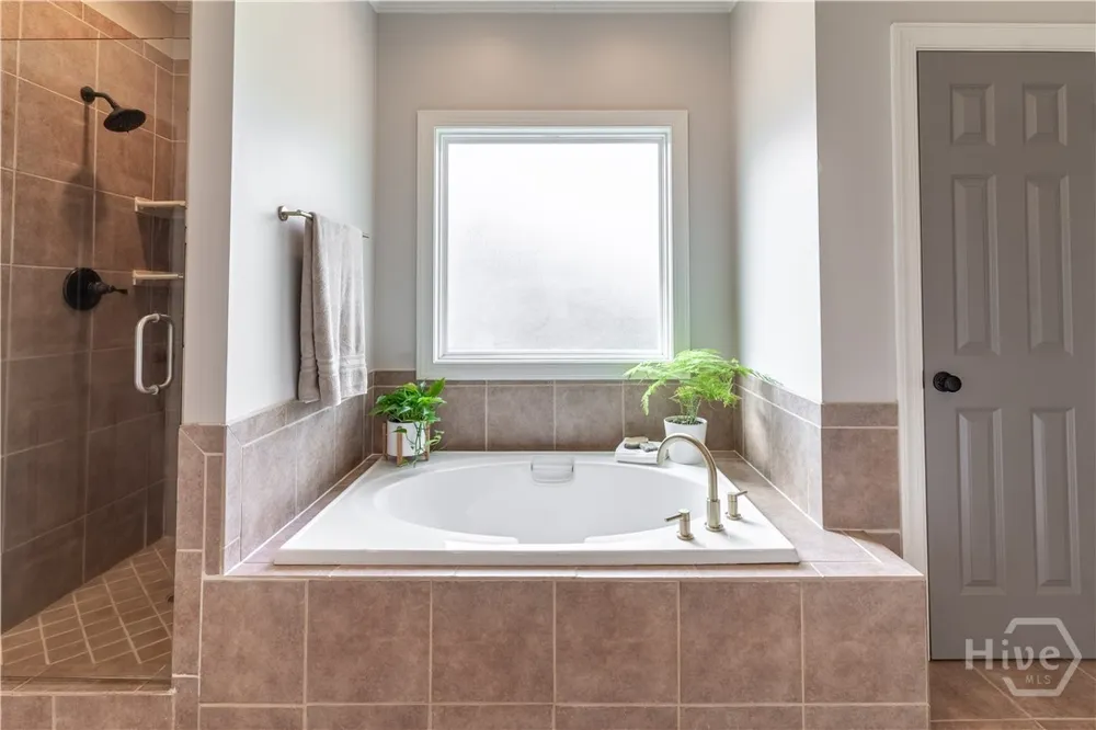 1070 Saint Albans Path Watkinsville, GA 30677