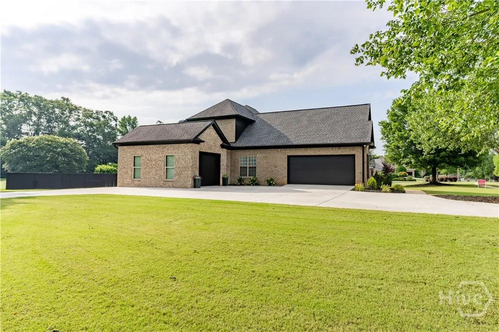 1070 Saint Albans Path Watkinsville, GA 30677