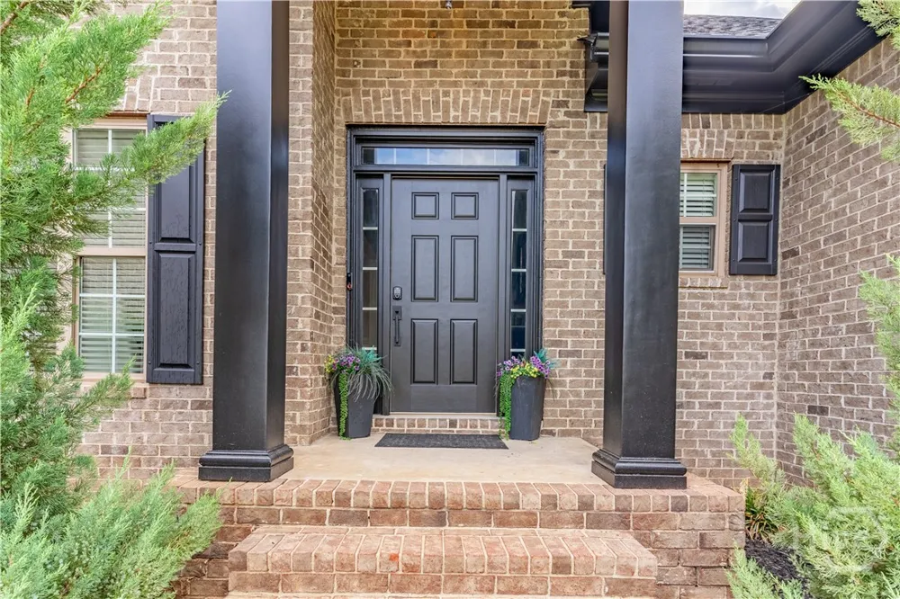 1070 Saint Albans Path Watkinsville, GA 30677