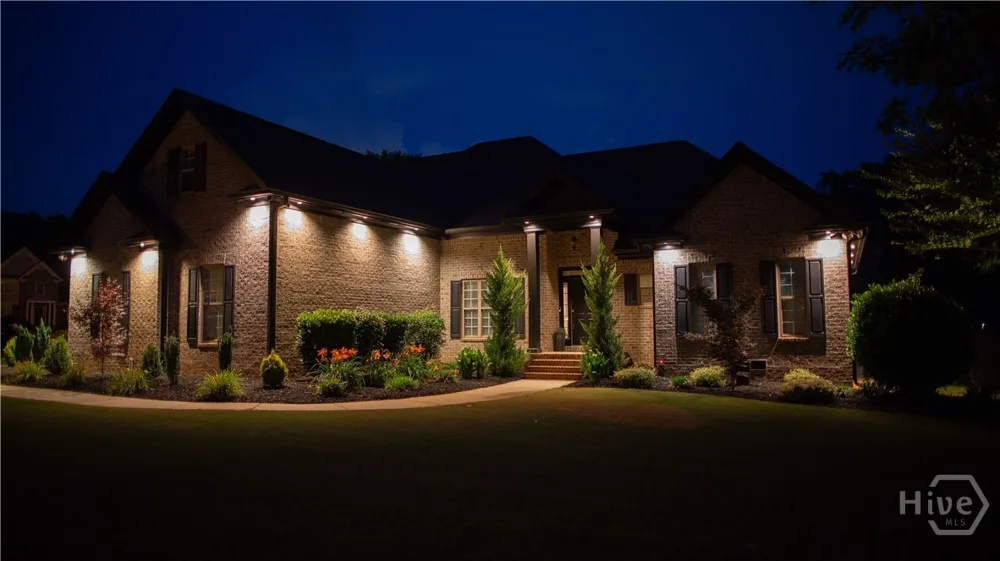 1070 Saint Albans Path Watkinsville, GA 30677