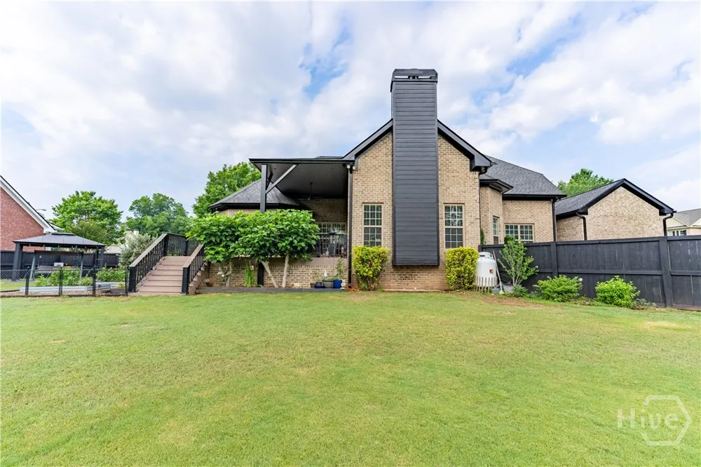 1070 Saint Albans Path Watkinsville, GA 30677