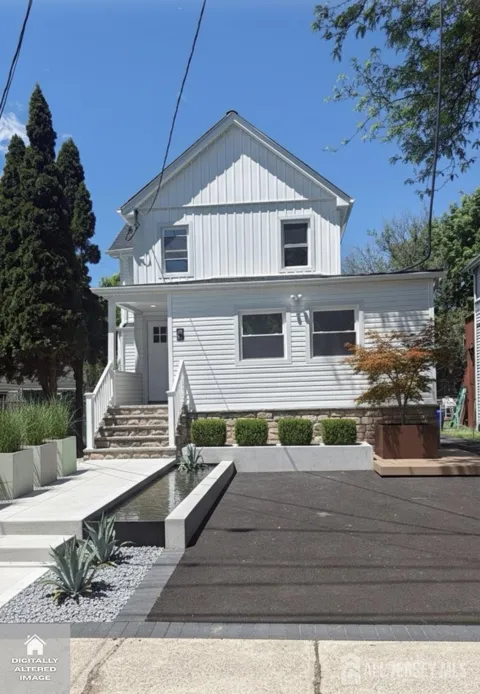 502 W Broad Street