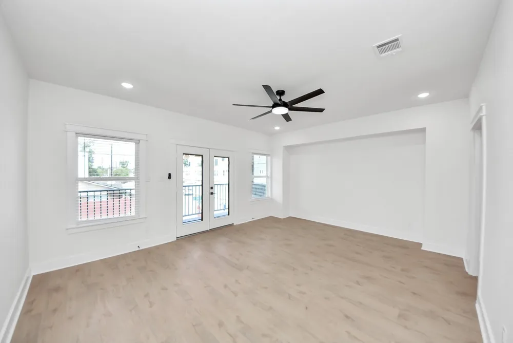334 E 31st Street Houston, TX 77018