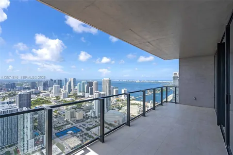20 NE 11th Street #6101