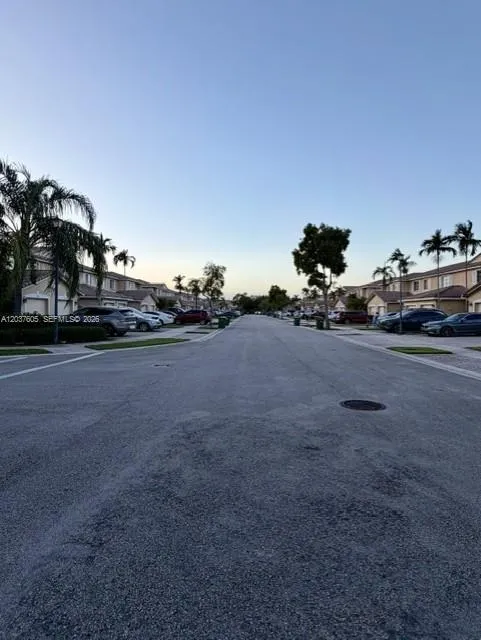 8968 Lancaster St Tamarac, FL 33321