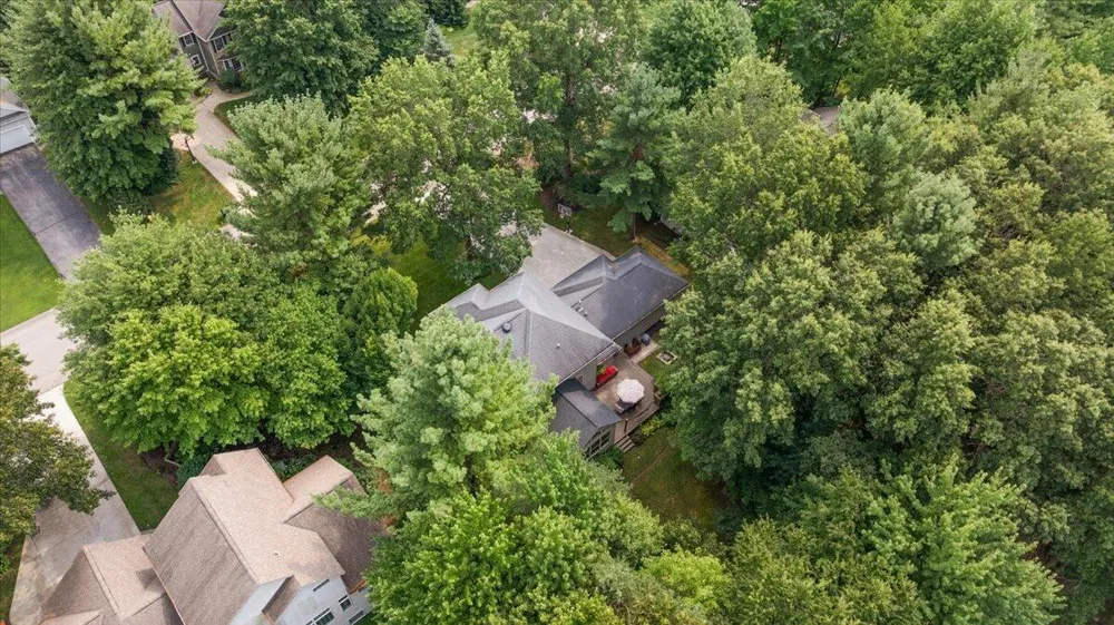 2931 Brookwind Drive Holland, MI 49424