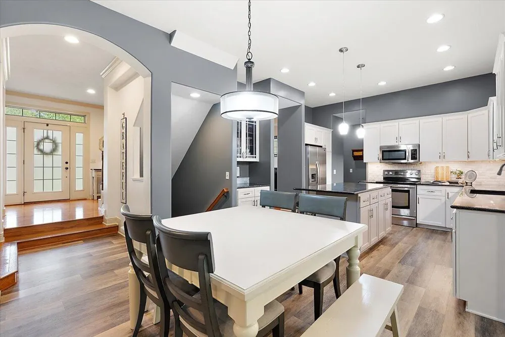 2931 Brookwind Drive Holland, MI 49424