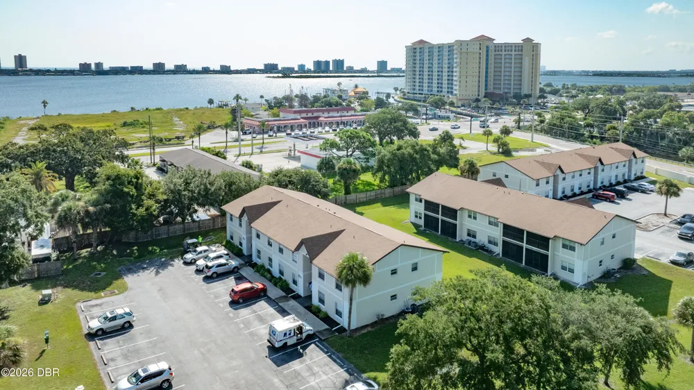 406 Banana Cay Drive #D South Daytona, FL 32119