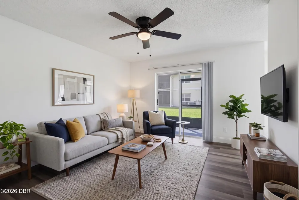 406 Banana Cay Drive #D South Daytona, FL 32119