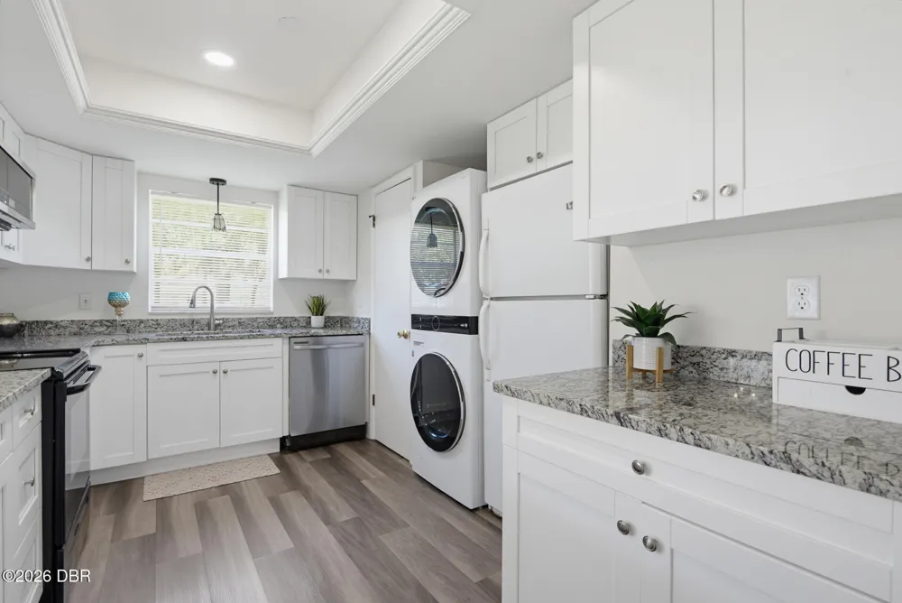 406 Banana Cay Drive #D South Daytona, FL 32119