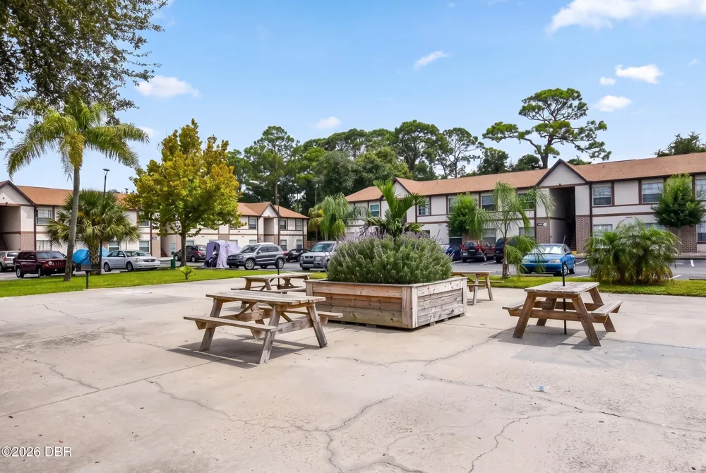 406 Banana Cay Drive #D South Daytona, FL 32119
