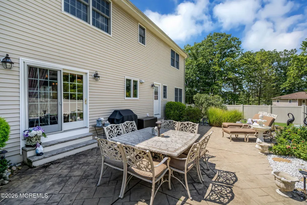 41 Walter Avenue Eatontown, NJ 07724