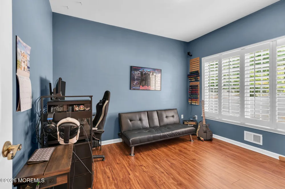 41 Walter Avenue Eatontown, NJ 07724