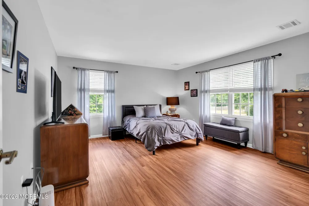 41 Walter Avenue Eatontown, NJ 07724