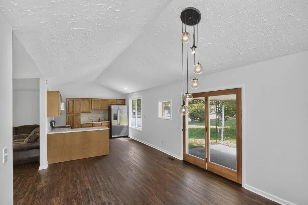 2057 Lake Rd Greenbrier, TN 37073