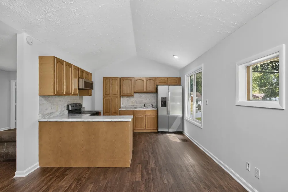 2057 Lake Rd Greenbrier, TN 37073