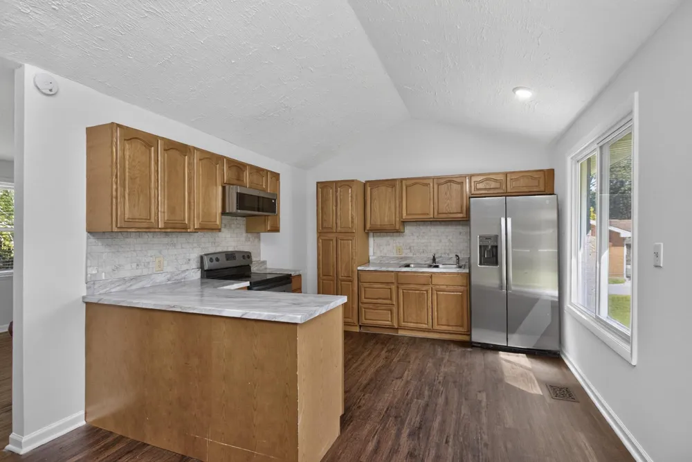 2057 Lake Rd Greenbrier, TN 37073