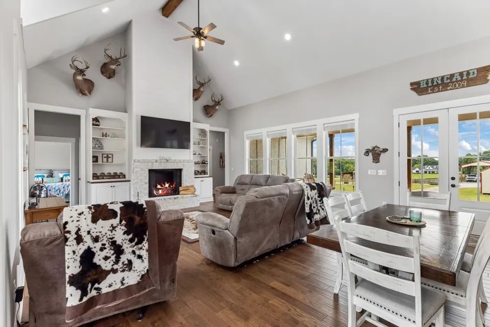 5247 Flat Creek Rd Spring Hill, TN 37174