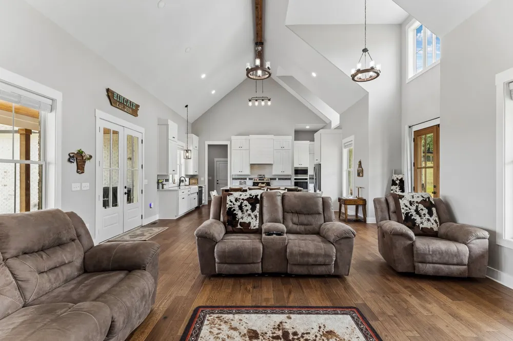 5247 Flat Creek Rd Spring Hill, TN 37174