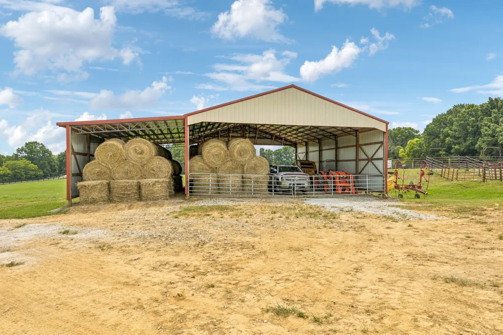 5247 Flat Creek Rd Spring Hill, TN 37174