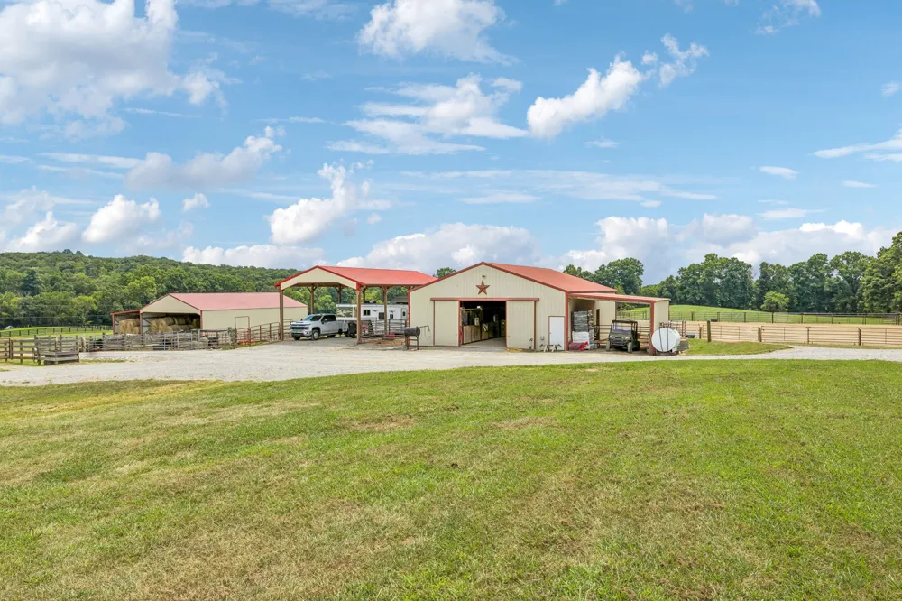 5247 Flat Creek Rd Spring Hill, TN 37174