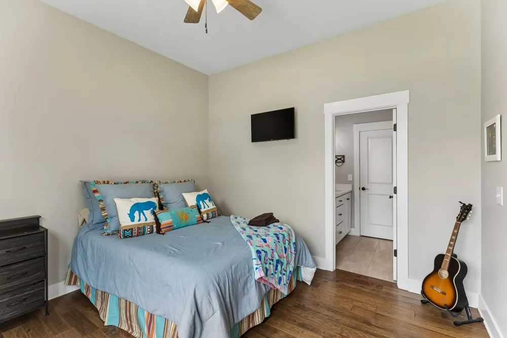 5247 Flat Creek Rd Spring Hill, TN 37174