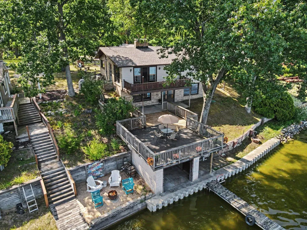 8540 S Vista Drive Brooks Township, MI 49337