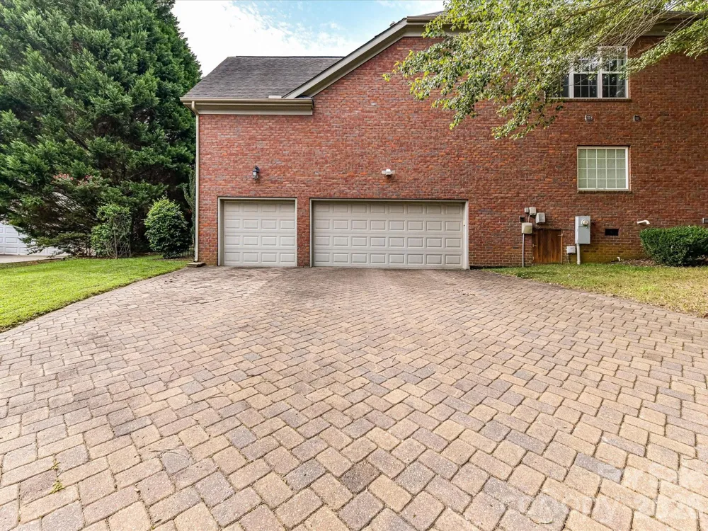11203 Warfield Avenue Huntersville, NC 28078