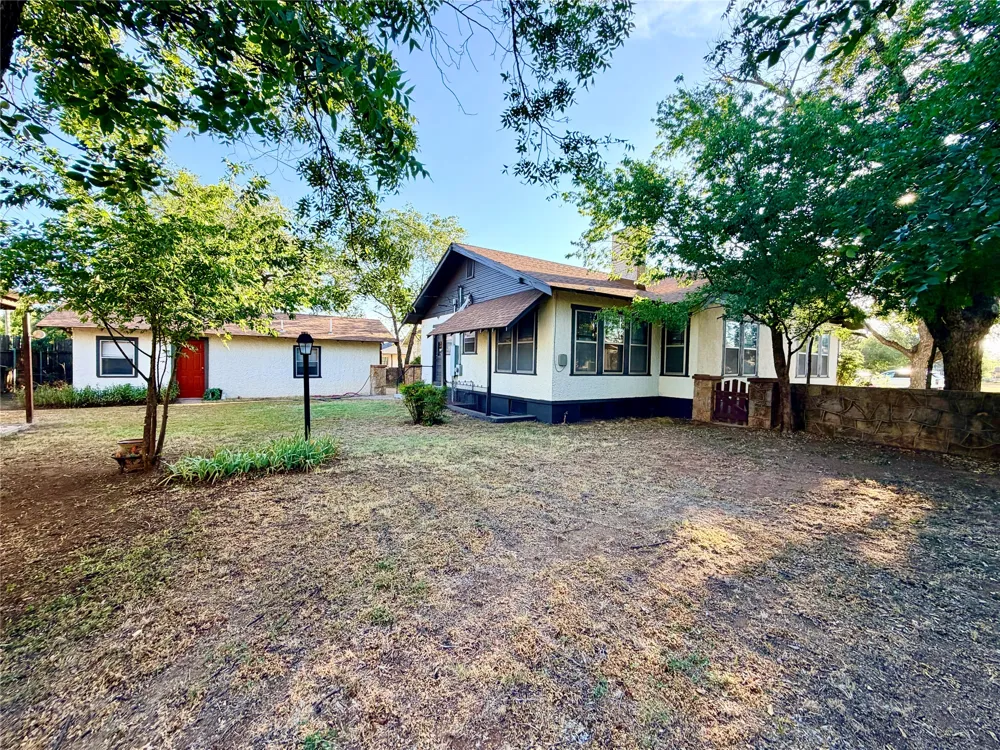 406 Locust Merkel, TX 79536