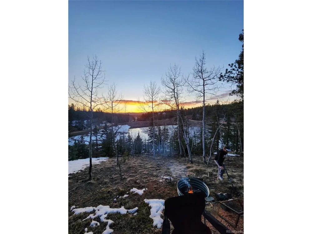 1076 Spring Valley Lane Florissant, CO 80816