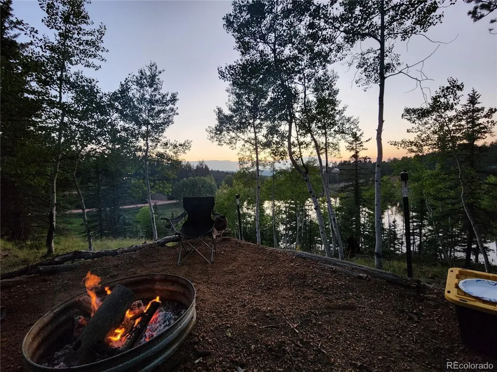 1076 Spring Valley Lane Florissant, CO 80816