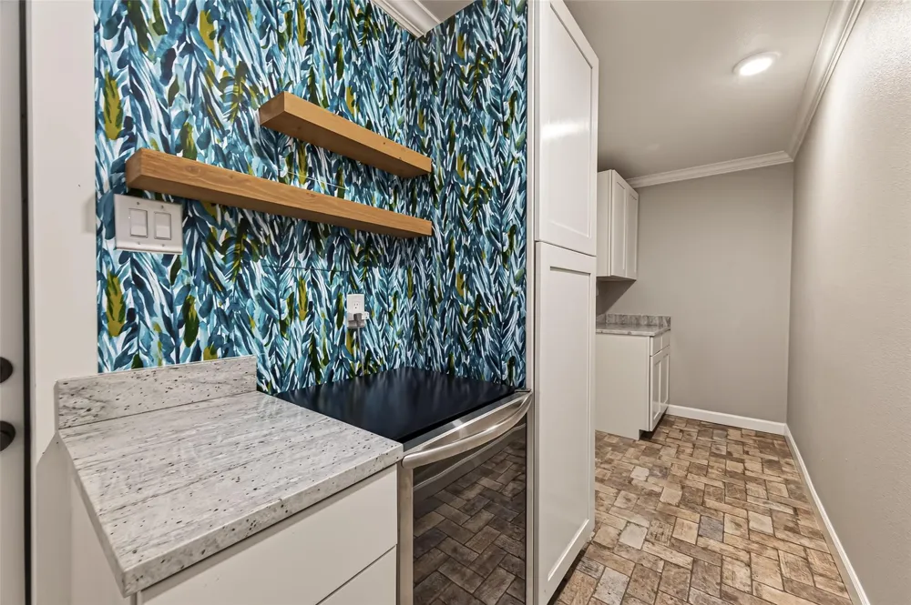 5107 Poinciana Drive Houston, TX 77092